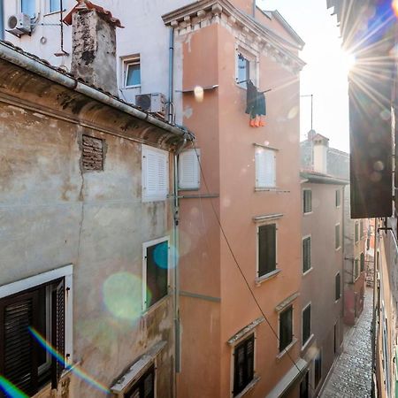 Ap Downtown Apartment Rovinj Bagian luar foto