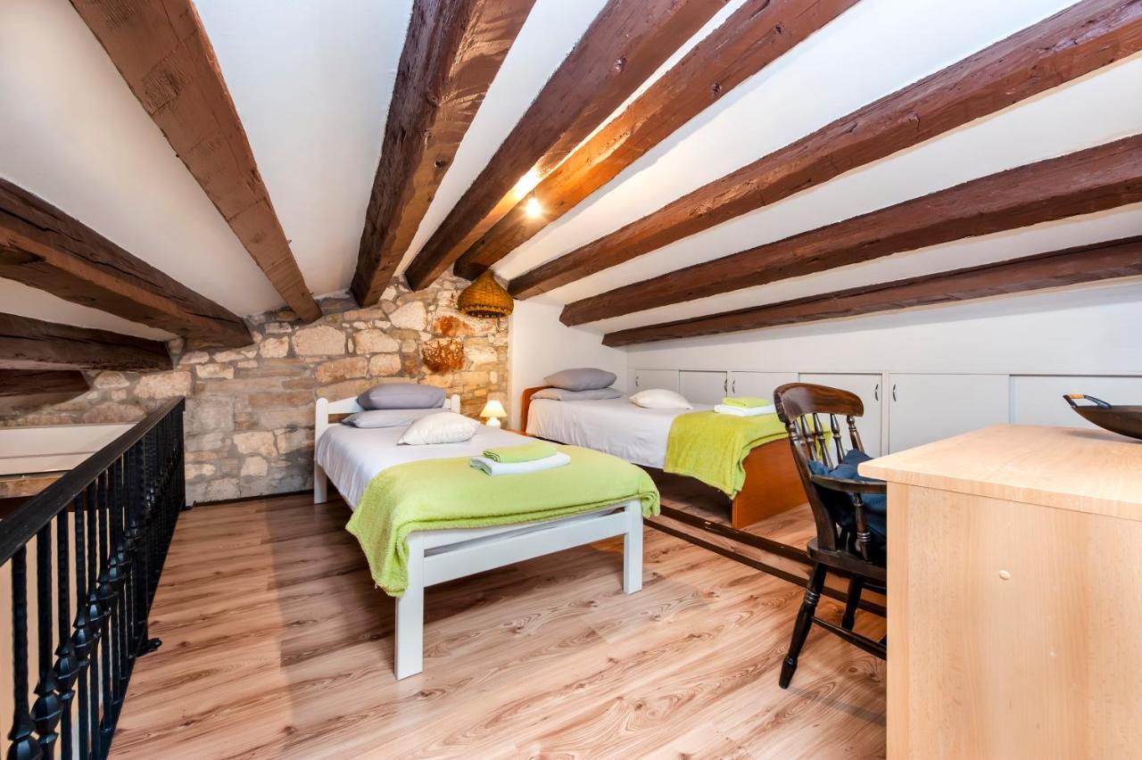 Ap Downtown Apartment Rovinj Bagian luar foto